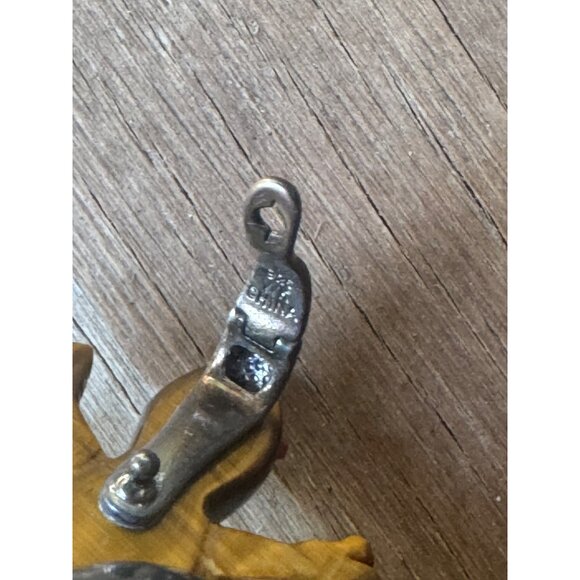 Whitney Kelly Tigers Eye Gecko lizard Pendant Carnelian Eyes - Picture 4 of 4